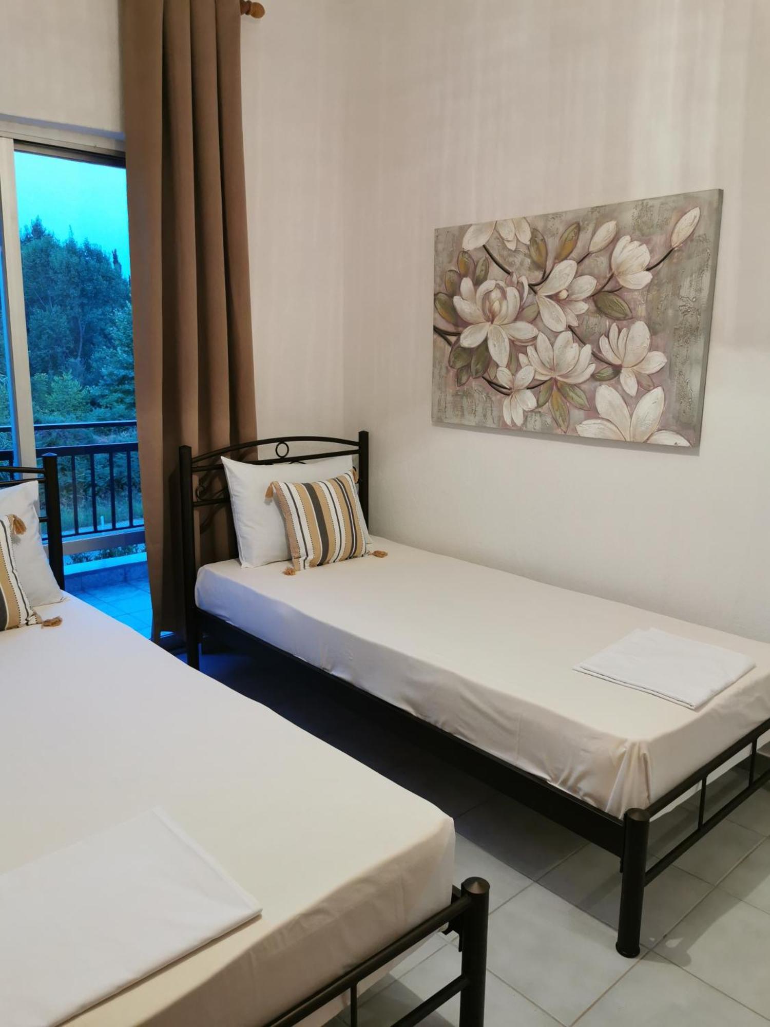 Vakantiehuis Adamidis Paralía Skotínis
